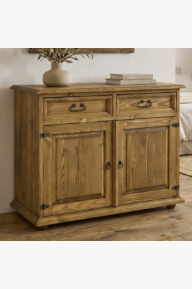 Rustikálna komoda do spálne